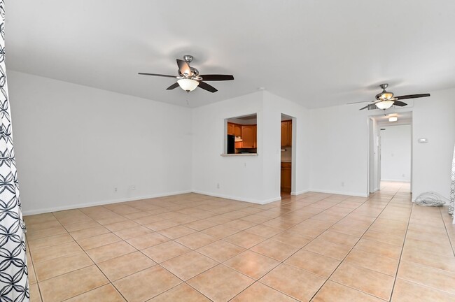 Photo - 149 Coventry Pl Apartment