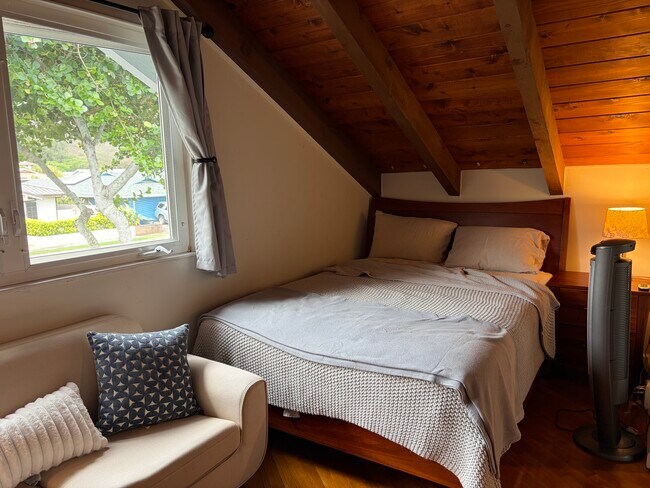 Foto del edificio - 437 Keolu Dr