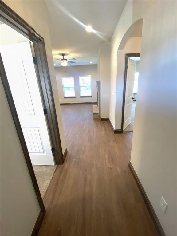 Building Photo - 4200 Royal Garden Dr