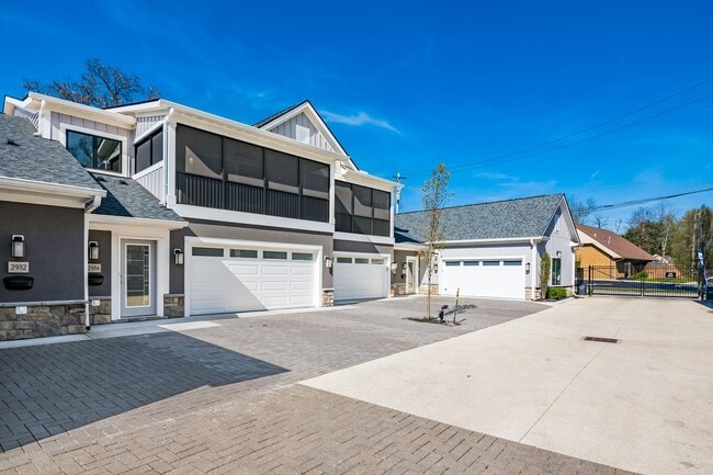 Building Photo - 2990 Bernard View Ln