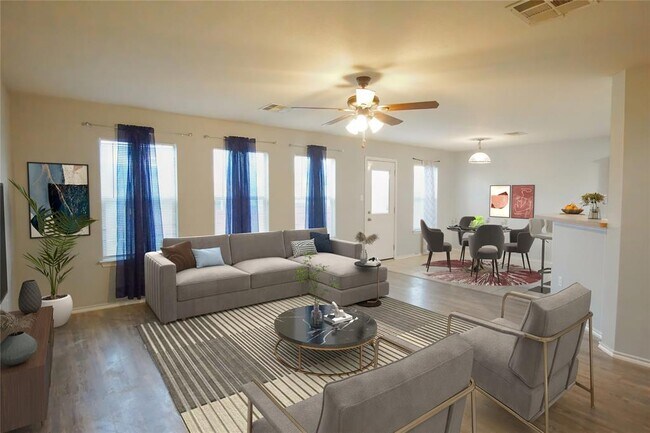 Foto del edificio - 210 King Ridge Dr