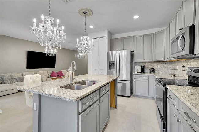 Foto del edificio - 455 NW 33rd Ln