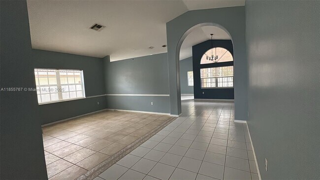 Foto del edificio - 13773 NW 22nd St