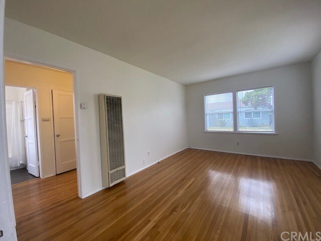 Building Photo - 4837 Clark Ave