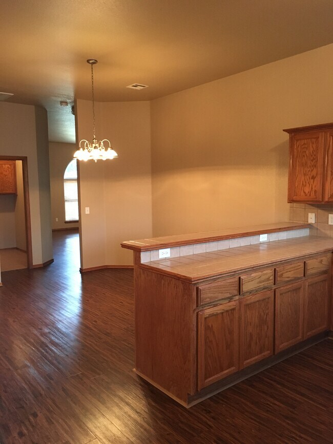 Building Photo - 17317 Bronze Ln