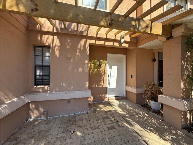 Building Photo - 227 Burning Tree Dr