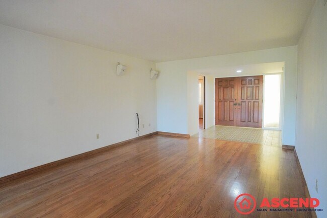 Foto del edificio - 7932 Stine Rd