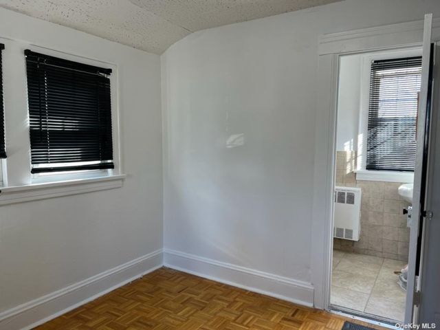 Primary Photo - 61 4th Ave
