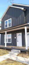 Building Photo - 1236 W 18th St