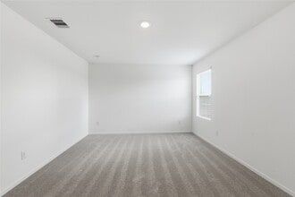 Building Photo - 316 Bush Mdw Ln