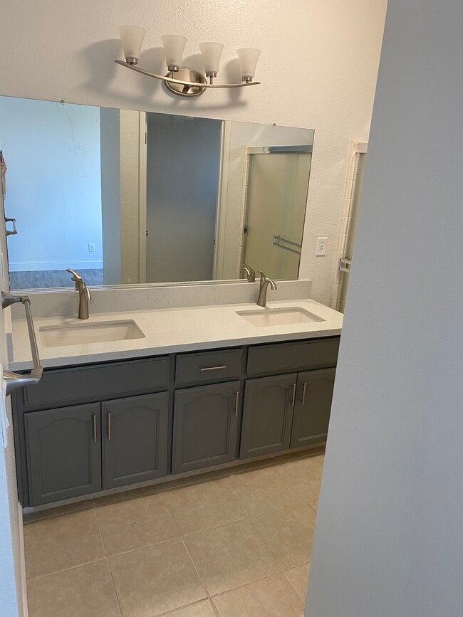 Master bath - 1134 Pine Ct
