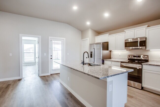 Building Photo - Like New Construction in Cooper District!
