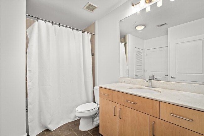 Foto del edificio - 5925 Almeda Rd