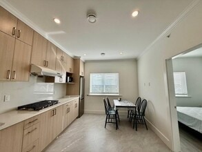 Building Photo - 1538 61st Av E