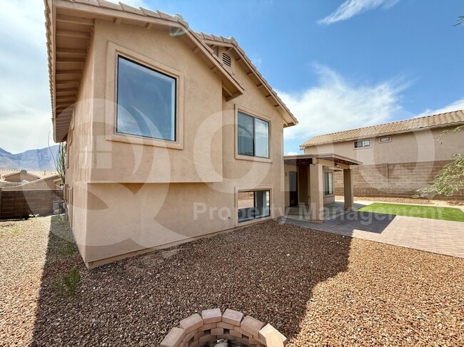 Photo - 1835 E Ganymede Dr House