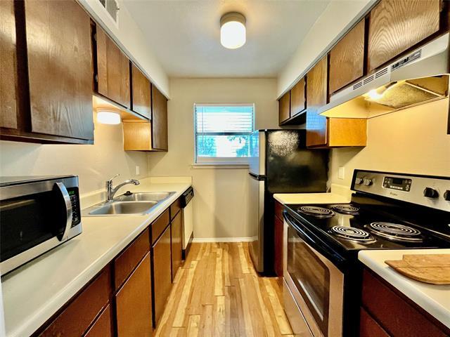 Foto del edificio - 2526 W Prairie St