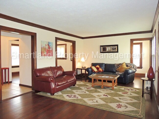 Foto del edificio - 305 E 194th St