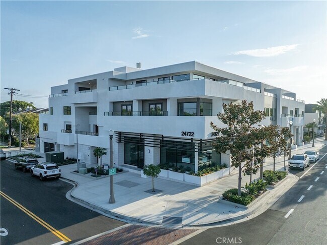 Foto del edificio - 24722 Del Prado Ave