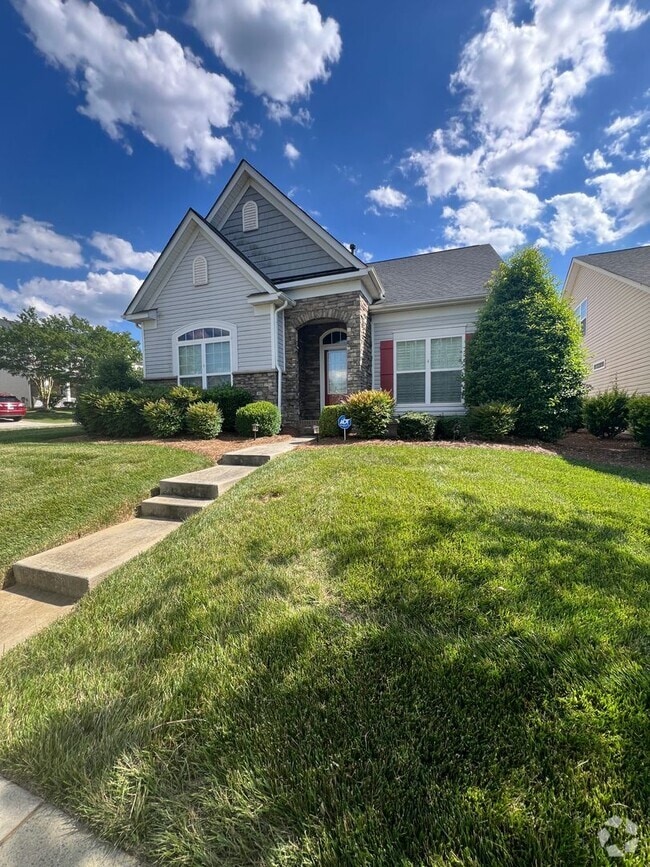 Shiloh Trace Apartments for Rent with Parking Indian Trail, NC 1