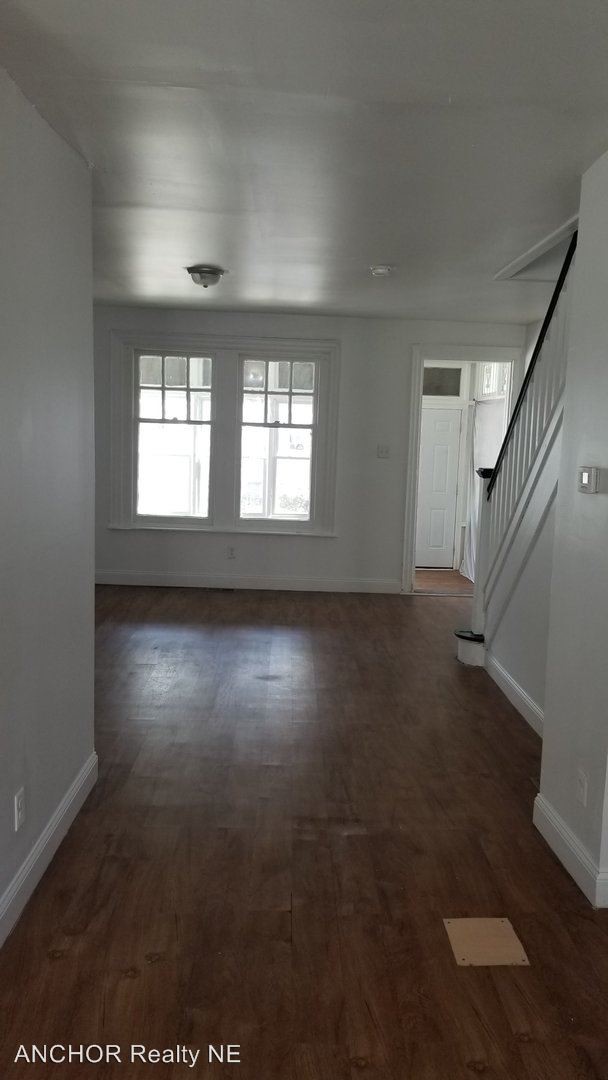 Building Photo - 3 br, 1.5 bath House - 1204 S Edgewood St
