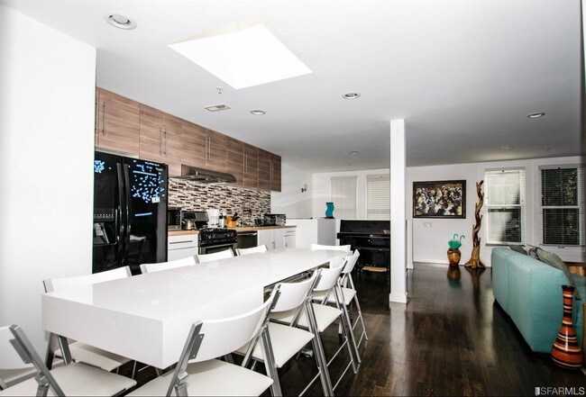 Foto del edificio - 664 Natoma St