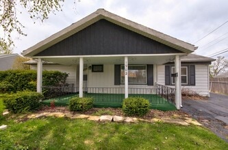 Building Photo - 1902 Inner Cir Dr