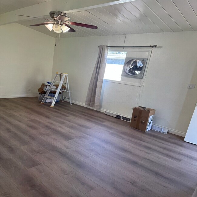 Foto del edificio - 590 Durham St