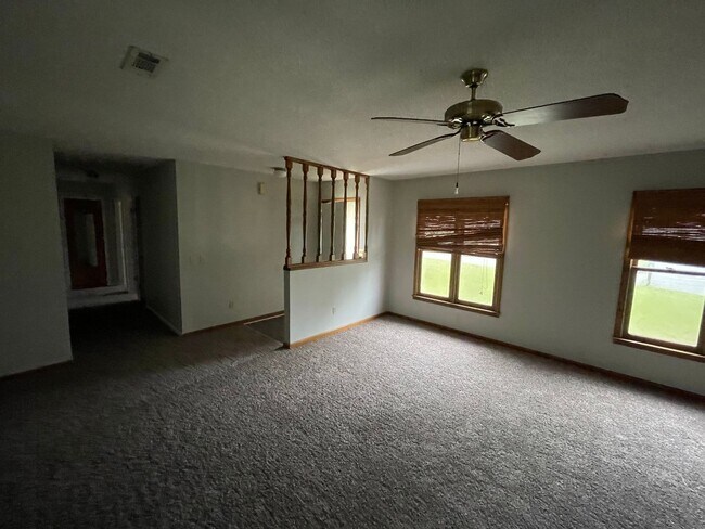 Foto del edificio - Foxhill Subdivision!!