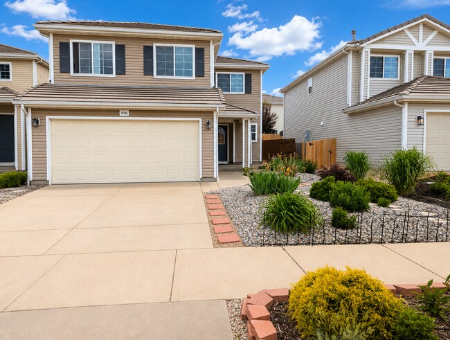 Building Photo - 3 Bedroom Home for Rent in Green Valley Ranch | Pet Friendly | Granite Counters | Near DIA