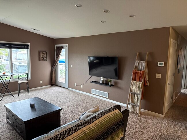 Foto del edificio - 4521 Sundancer Loop SE