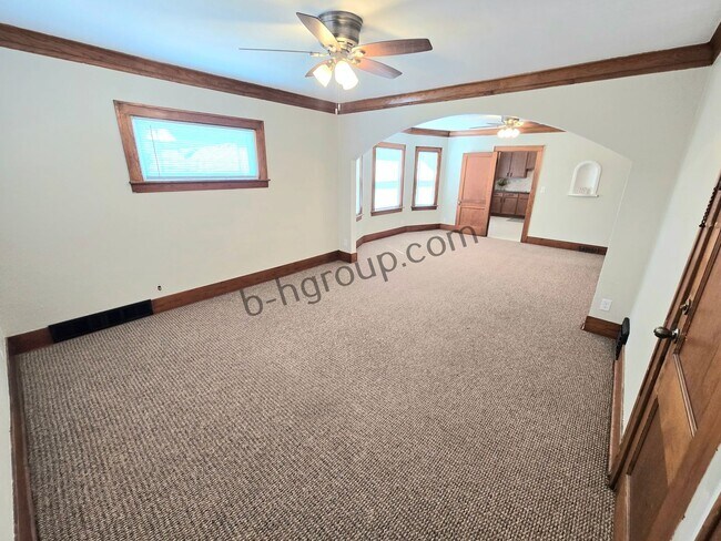 Foto del edificio - 4400 19th Ave