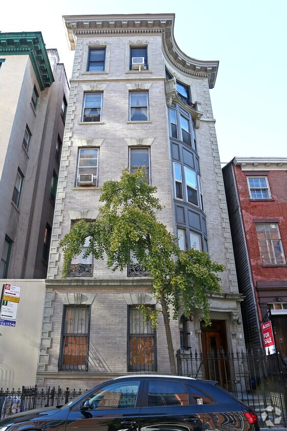 Foto del edificio - 402 W 20th St