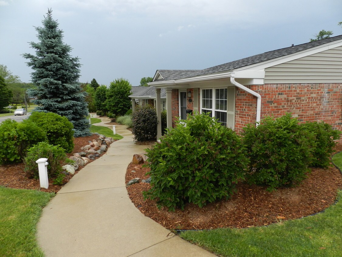 234 Plymouth Rd, Plymouth, MI 48170 Apartments in Plymouth, MI