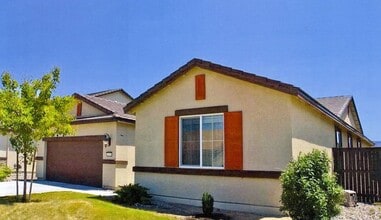 Building Photo - 6976 Woodward Rd