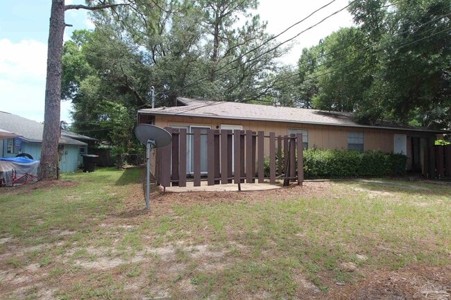 Building Photo - 1375 Bakalane Ct