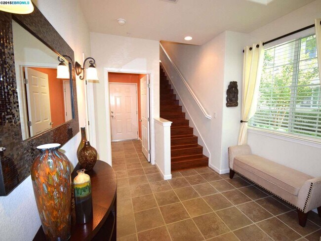 Building Photo - 2606 Jetty Dr