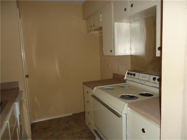 Building Photo - 12500 Sandpiper Dr