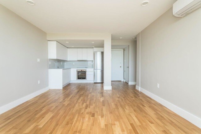 Building Photo - 334 Harvard St