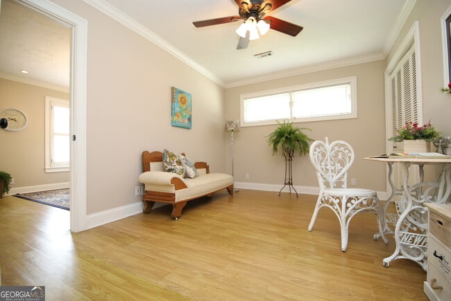 Foto del edificio - 104 Ridgecrest Rd