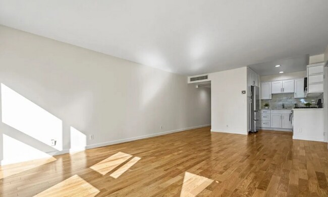 Foto del edificio - 1200 Broadway St