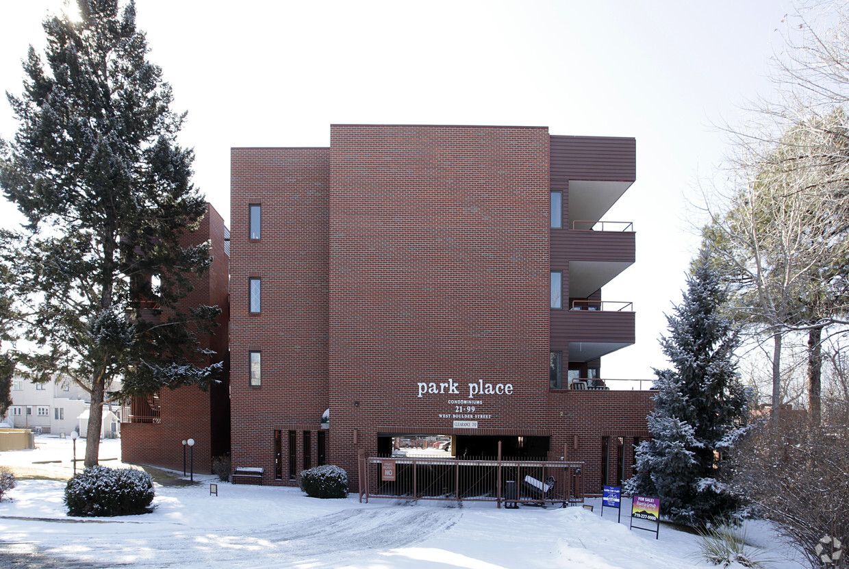 Building Photo - Park Place Condominiums