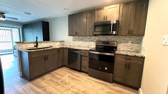 Building Photo - 4163 Dividend Ave