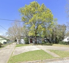 Building Photo - 609 2nd St