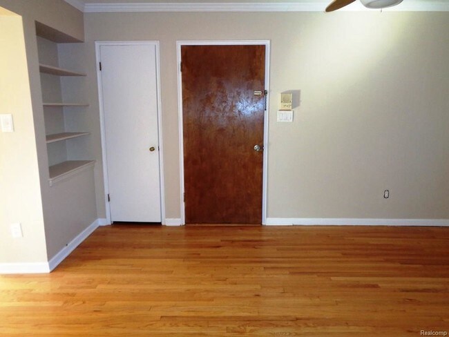 Building Photo - 21915 Snow Ave