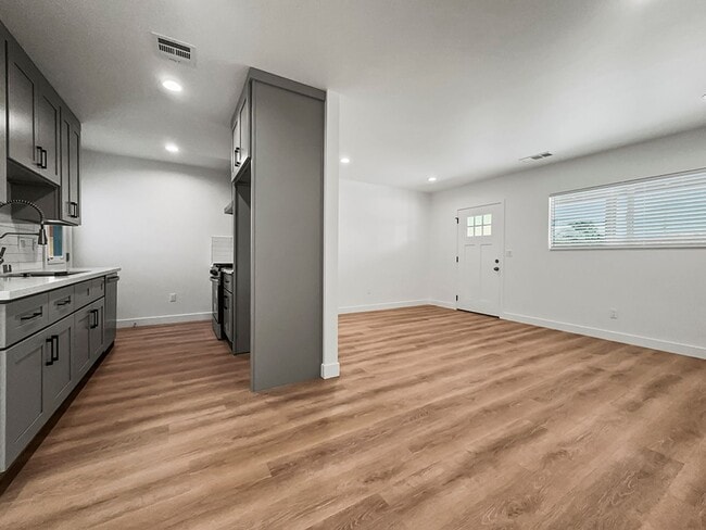 Building Photo - 12301 Flint Pl