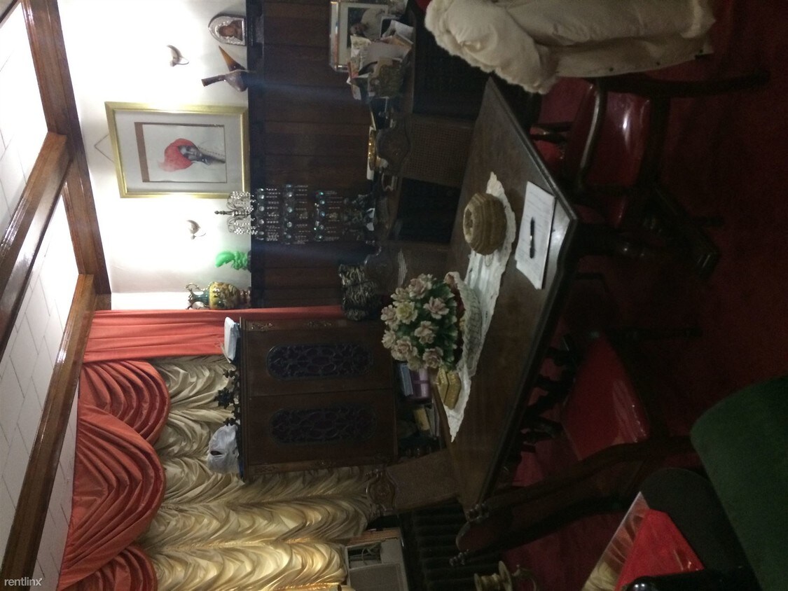 Foto del edificio - 2669 E 23rd St