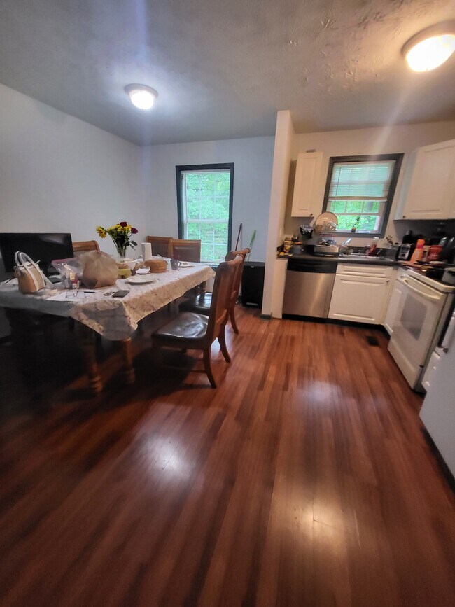 Foto del edificio - 3616 Shrewsbury Ct