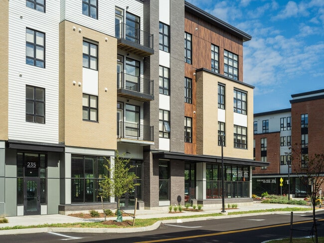 Building Photo - University Commons at Catamount Run