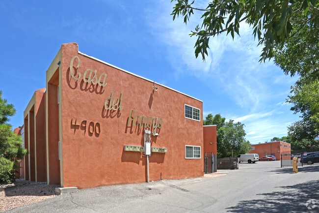 Foto del edificio - Casa Del Arroyo Apartments
