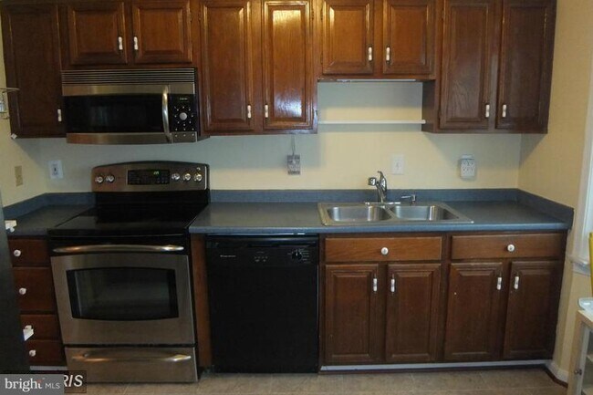 Foto del edificio - 11373 Cromwell Ct